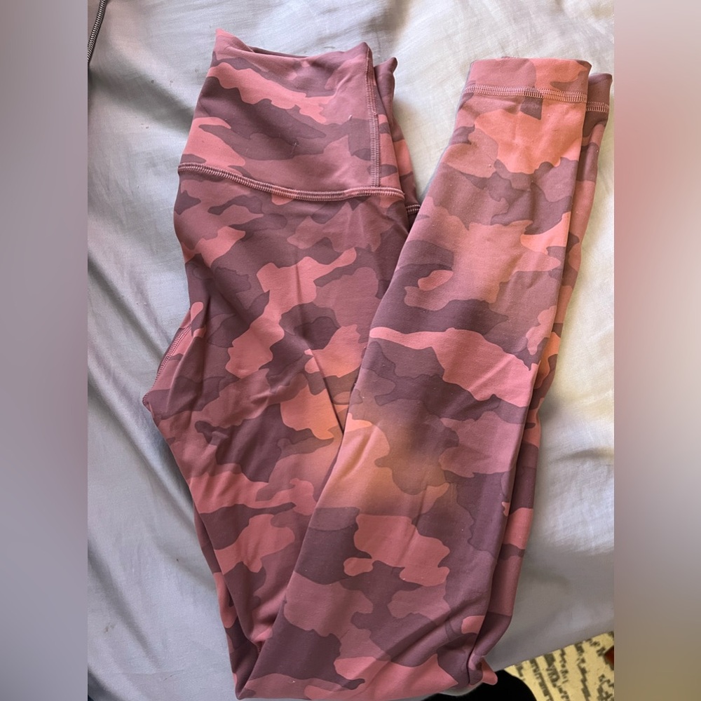 Lululemon wunder train high-rise 25” tight